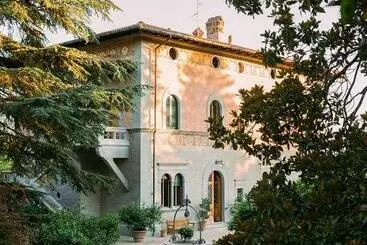 Hotel Villa La Commenda Concordia
