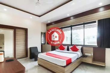 Hotel Capital O  7th Heaven