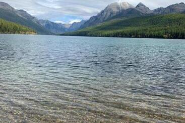 فندق صغير Glacier Haven Inn