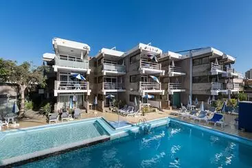 Apartamentos El Paseo