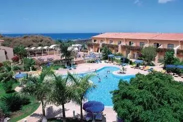 Apartamentos Jardín Del Conde