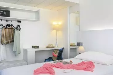 فندق Ibis Styles Menton Centre