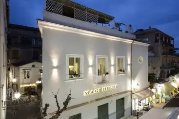 Hotel Magi House Relais
