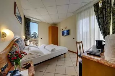 هتل Residence Zust