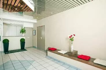 Hotel Séjours & Affaires Tours Léonard De Vinci