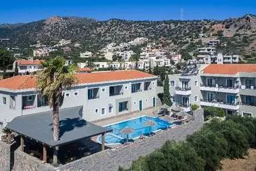 Dias Luxury Studios & Apartments