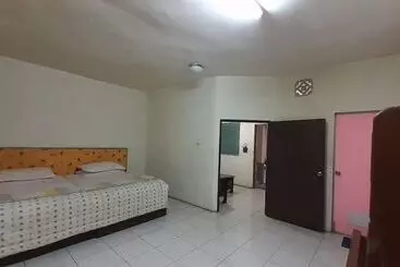ホテル Angkasa Raya