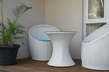 Pensionat Ponta Beach Guest House