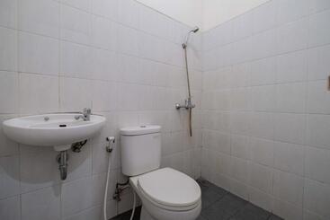 Urbanview Hotel Stariez Karawaci Tangerang By Reddoorz