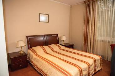 Отель Hof  Garden