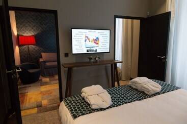 Отель The Originals Boutique, Hôtel Des Sources, Nevers Nord