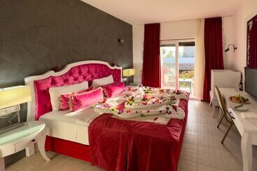 酒店 Tiana Beach Resort   All Inclusive