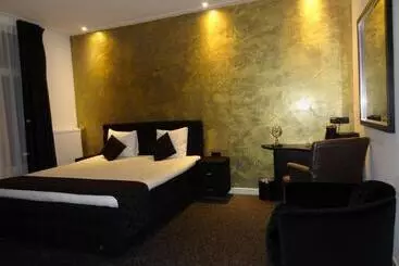 ホテル Sara S Boutique