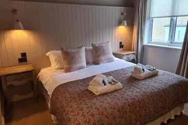 Hotel Priory Inn