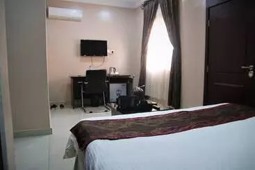 Hotel Silk Suites