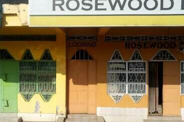 پانسیون Rose Wood Lodge