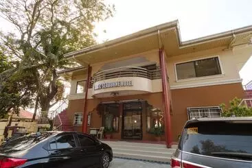 Reddoorz Plus @ Seaborne Hotel Subic Zambales