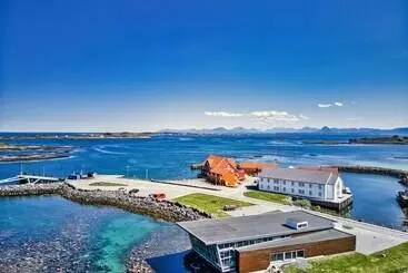 Finnøy Bryggehotell   By Classic Norway Hotels