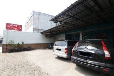 Pensió Surabaya Jaya Bandara Soetta