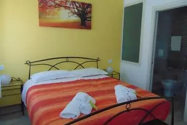 ベッドアンドブレックファースト La Stazione