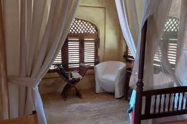پانسیون Samaki House