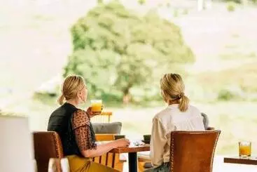 Hotel Beechmont Estate