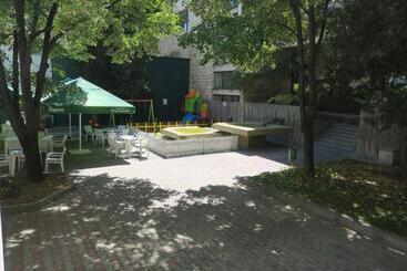 בית מלון כפרי Green Hill