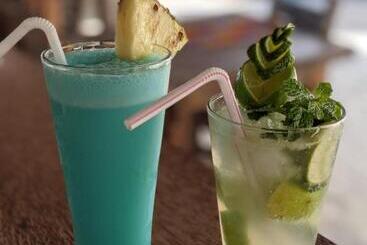 Chikachika Beach B&b