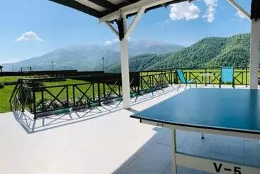 Hotel Cottage Chalet And Tours