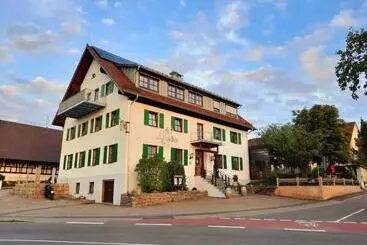 Hotelli Gasthof Adler