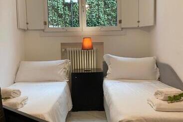 פנסיון Grand Central Room