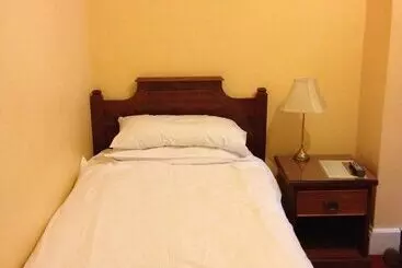 Отель Wimblehurst