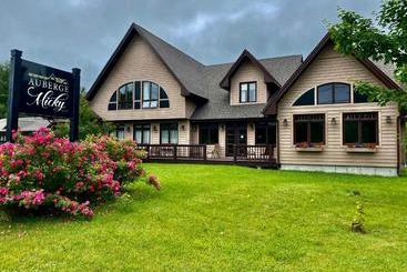فندق صغير Auberge Micky Inc