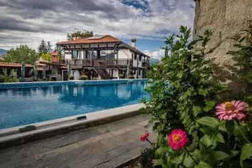 Hotel Seven Springs