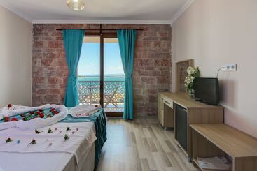 צימר Cunda Bal Konak