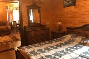 Bed and Breakfast Elf Cottage