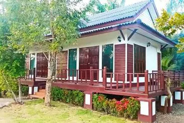 Sunflora Resort Chumphon