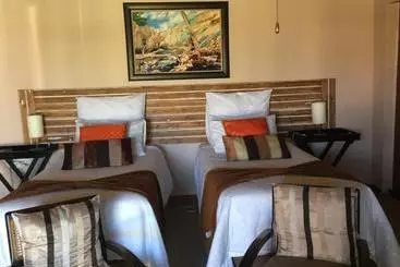 Majatalo De Sandsteen Gastehuis