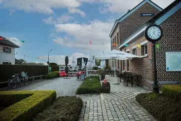 ホテル Gasthof De Statie