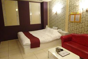 בית מלון כפרי Rplus Higashimatsuyama