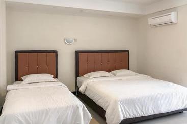 Pensão Reddoorz At Simpang Borobudur