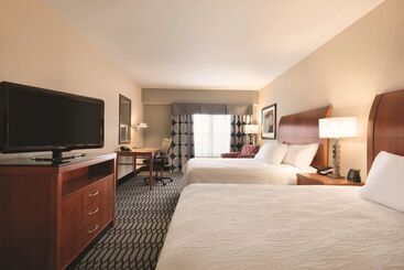 هتل Hilton Garden Inn Akron Canton Airport