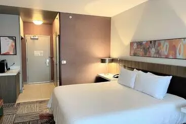 Отель Hilton Garden Inn Oconomowoc