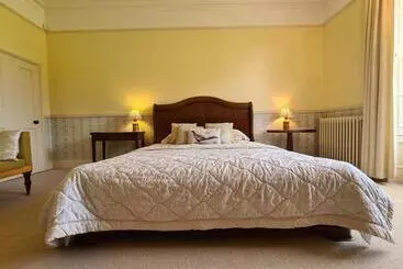 Bed and Breakfast Sloley Hall