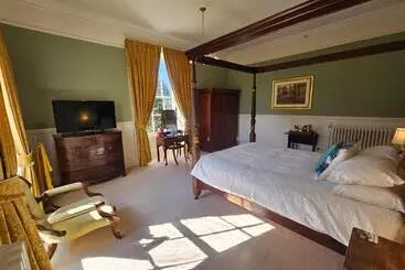 Bed and Breakfast Sloley Hall