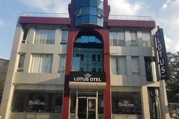 Lotus Otel