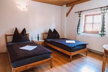Pension  Penzion Selský Dvůr Braňany