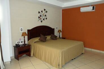 هتل Y Restaurante Costa Verde Mazatenango