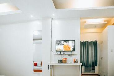 Hotel Reddoorz At S & L Apartelle Daraga Albay