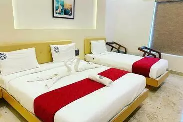 Hotel Sangeeth Palace